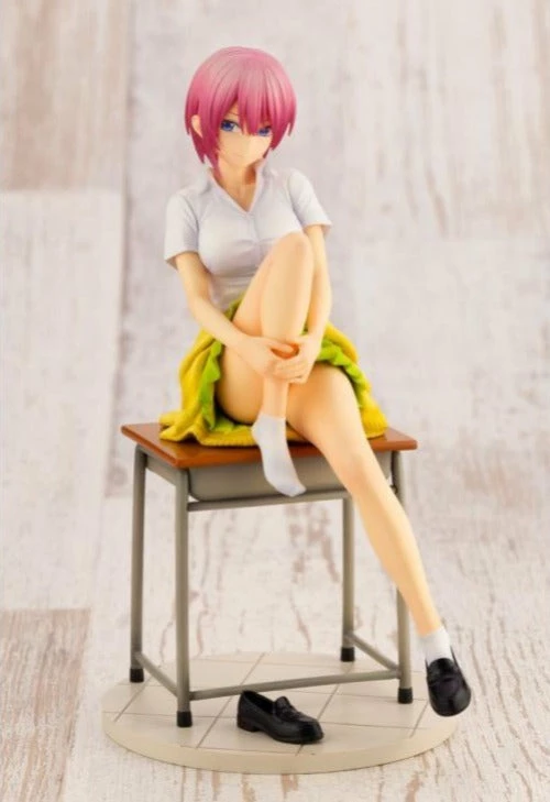 Kotobukiya 1/8 The Quintessential Quintuplets Ichika Nakano Scale Statue Figure PP890 3 Kotobukiya 1/8 The Quintessential Quintuplets Ichika Nakano Scale Statue Figure PP890