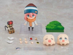 GOOD SMILE COMPANY Nendoroid #1623 Nadeshiko Kagamihara (Solo Camp Ver.) Yuru Camp