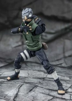 Bandai S.H. Figuarts Naruto: Shippuden Kakashi Hatake - Famed Sharingan Hero - Action Figure -GOOD SMILE COMPANY Shop 4573102634511d