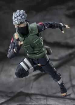 Bandai S.H. Figuarts Naruto: Shippuden Kakashi Hatake - Famed Sharingan Hero - Action Figure -GOOD SMILE COMPANY Shop 4573102634511h