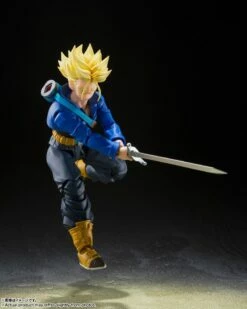 Bandai S.H. Figuarts Dragon Ball Z Super Saiyan Trunks -The Boy From The Future- Action Figure