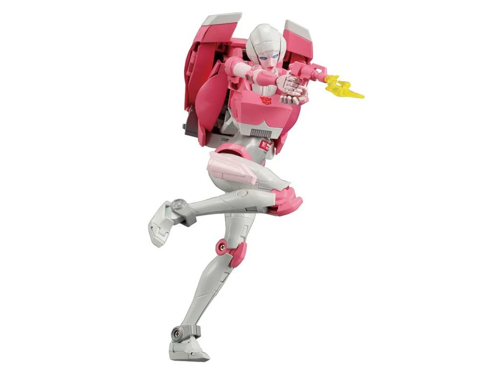 Transformers Masterpiece MP-51 Arcee 4 Transformers Masterpiece MP-51 Arcee - Image 2