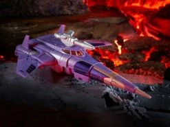 Hasbro Transformers Generations War For Cybertron: Kingdom Voyager Cyclonus Action Figure WFC-K9 -GOOD SMILE COMPANY Shop 5010993767014a