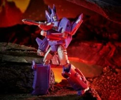 Hasbro Transformers Generations War For Cybertron: Kingdom Voyager Cyclonus Action Figure WFC-K9 -GOOD SMILE COMPANY Shop 5010993767014e