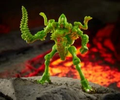 Hasbro Transformers Generations War For Cybertron: Kingdom Core Dracodon Action Figure WFC-K22 -GOOD SMILE COMPANY Shop 5010993774425a