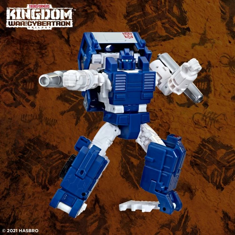 Hasbro Transformers Generations War For Cybertron: Kingdom Deluxe Autobot Pipes Action Figure WFC-K32 3 Hasbro Transformers Generations War For Cybertron: Kingdom Deluxe Autobot Pipes Action Figure WFC-K32