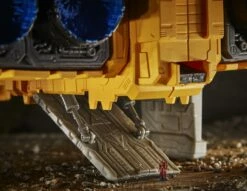 Hasbro Transformers Generations War For Cybertron: Kingdom Titan Autobot Ark Action Figure WFC-K30 17 Hasbro Transformers Generations War For Cybertron: Kingdom Titan Autobot Ark Action Figure WFC-K30 -GOOD SMILE COMPANY Shop 5010993782536f