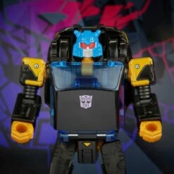Hasbro Transformers Generations Shattered Glass Deluxe Autobot Goldbug Action Figure 17 Hasbro Transformers Generations Shattered Glass Deluxe Autobot Goldbug Action Figure -GOOD SMILE COMPANY Shop 5010993875832e f051626d 9e77 4e0a a744 059da3b99bde