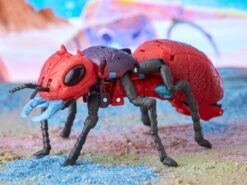 Hasbro Transformers Generations Legacy Voyager Class Predacon Inferno Action Figure -GOOD SMILE COMPANY Shop 5010994110307e