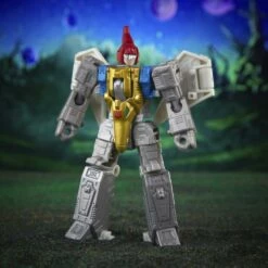 Hasbro Transformers Generations Legacy Evolution Core Class Dinobot Swoop Action Figure 9 Hasbro Transformers Generations Legacy Evolution Core Class Dinobot Swoop Action Figure -GOOD SMILE COMPANY Shop 5010996120564b