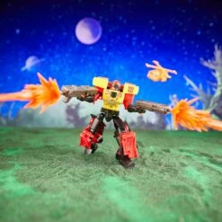 Hasbro Transformers Generations Legacy Evolution Armada Universe Powerlinx Hot Shot And Jolt Action Figure Exclusive -GOOD SMILE COMPANY Shop 5010996138842f