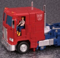 Transformers Masterpiece MP-44 Convoy/ Optimus Prime 3.0 23 Transformers Masterpiece MP-44 Convoy/ Optimus Prime 3.0 -GOOD SMILE COMPANY Shop MP 44i